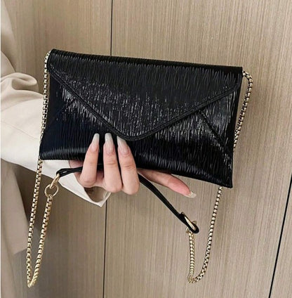 JADA BLACK TEXTURED FAUX LEATHER CLUTCH