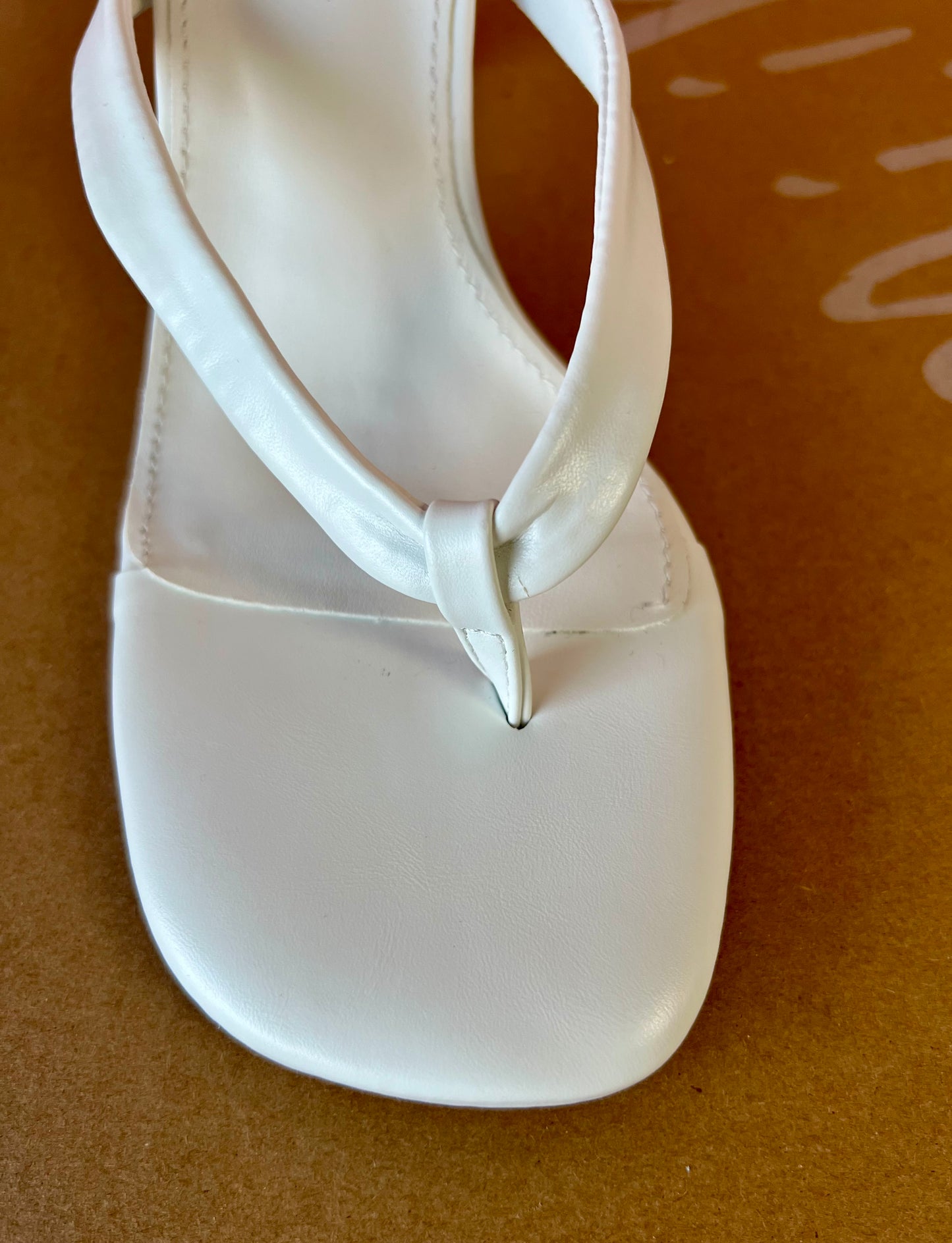 CONTRADICTION White Kitten Heel