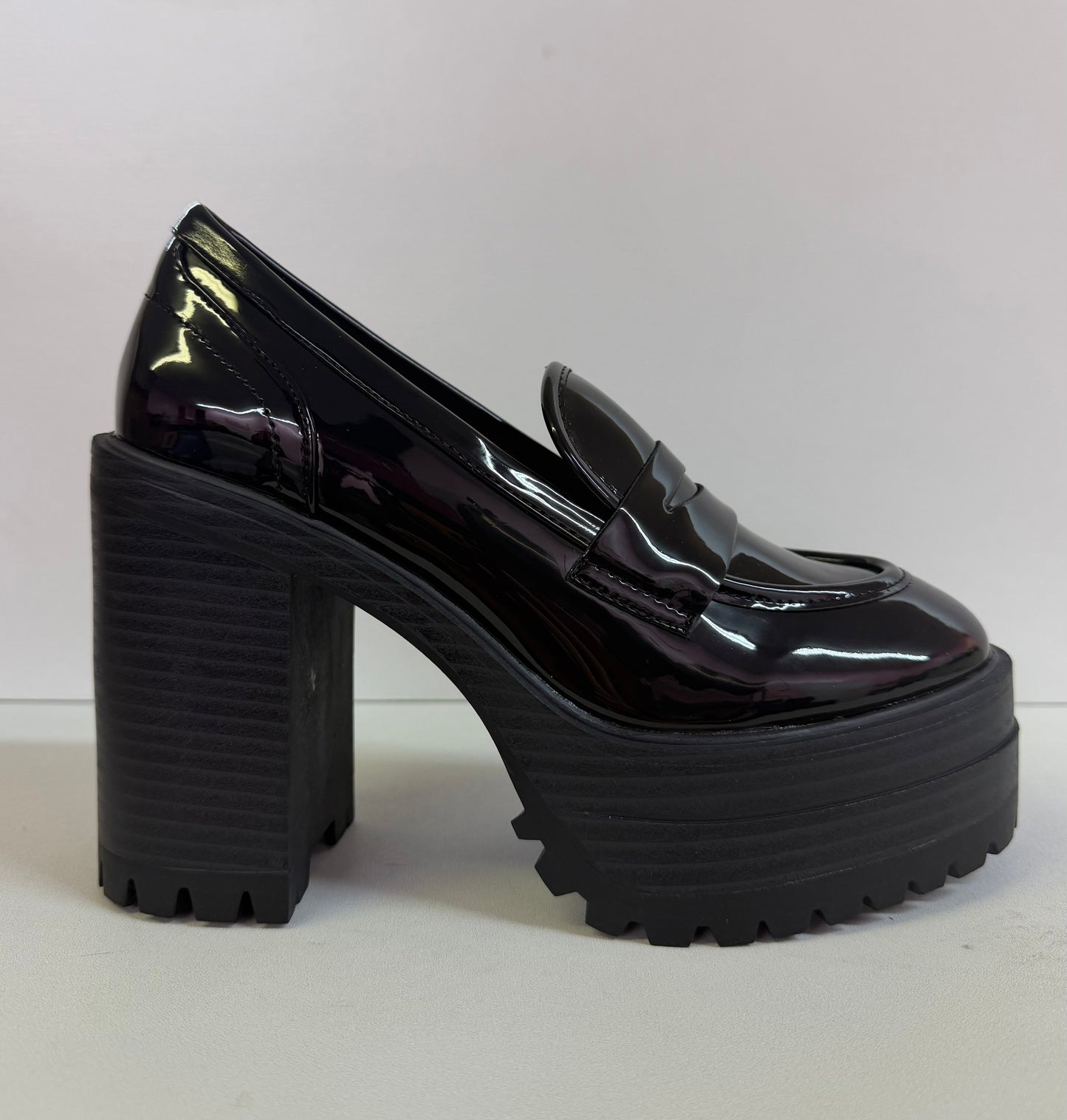 MANILA-03 BLACK PATENT PLATFORM BLOCK HEEL ROUND TOE LOAFERS