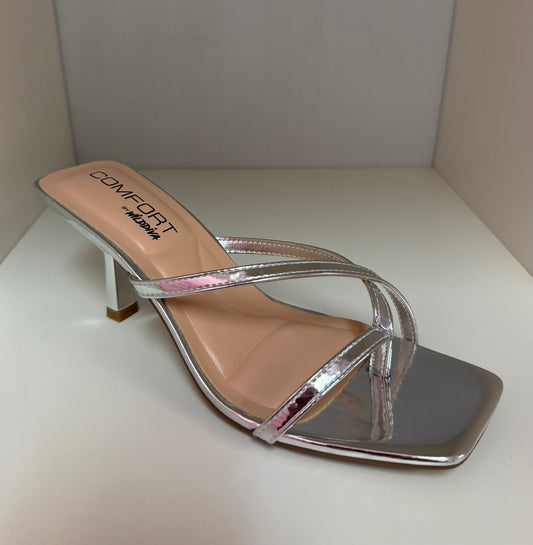 MERASA-09 AG26 SILVER STRAPPY SPLIT TOE THONG KITTEN HEEL