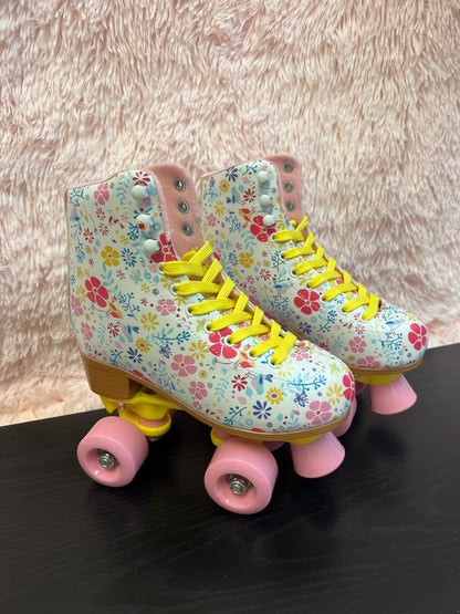 BETTY-11 FLORAL KIDS ROLLER SKATES