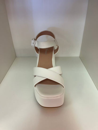 LUNA-09 WHITE FAUX LEATHER PLATFORM WEDGE SANDAL