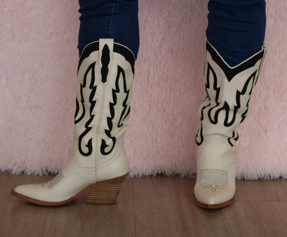 IDA Off White/Black Cowboy Boot