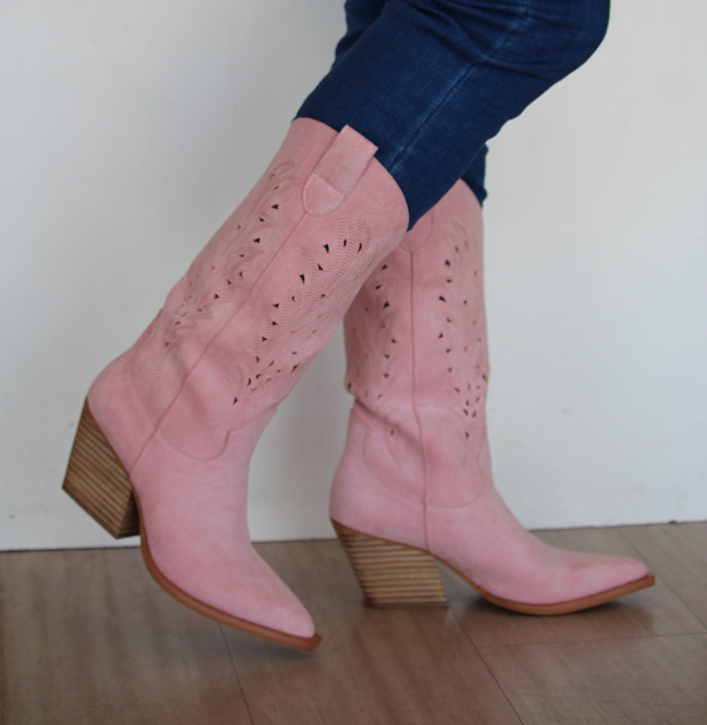 OLIVIA Pink Cowboy Boot
