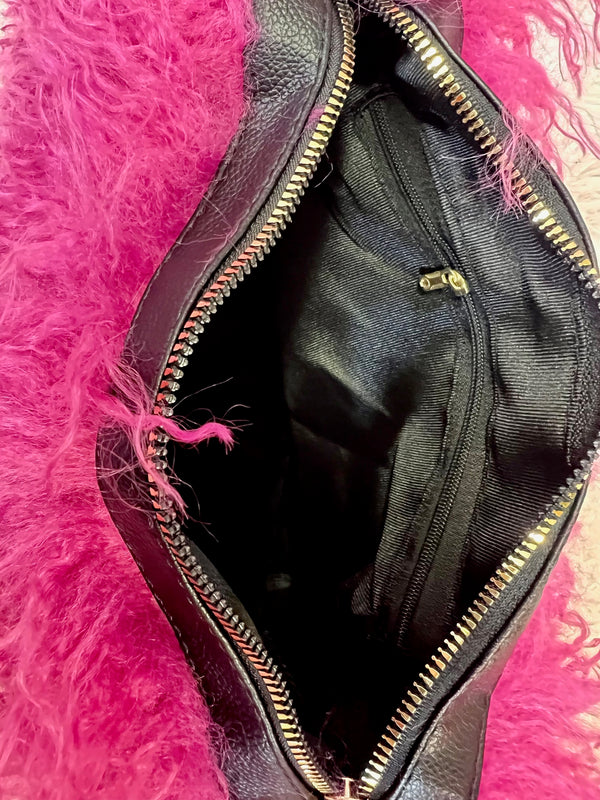 DAWN FAUX CURLY FUR SHOULDER BAG FUCHSIA