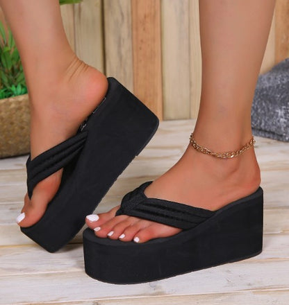 HOTNESS BLACK SPLIT TOE THONG FOAM BOTTOM WEDGE MULE SANDAL