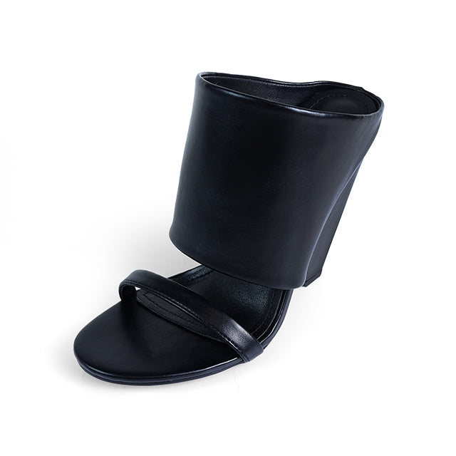 MAVERICK-1 BLACK MODERN EDGY CUT-OUT WEDGE OPEN TOE SLIP ON MULE SANDAL