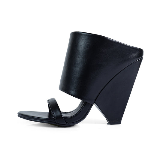 MAVERICK-1 BLACK MODERN EDGY CUT-OUT WEDGE OPEN TOE SLIP ON MULE SANDAL