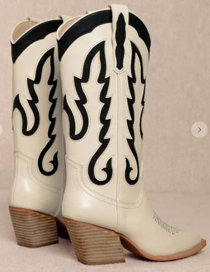 IDA Off White/Black Cowboy Boot
