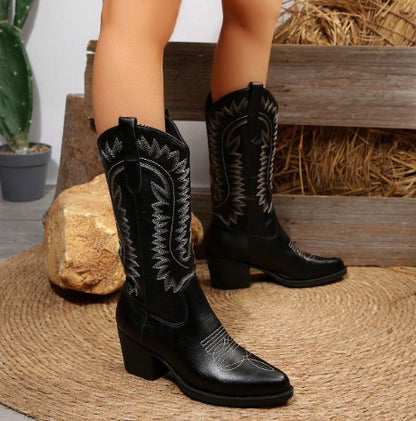 UMA BLACK COWBOY BOOT WITH CONTRAST STITCHING
