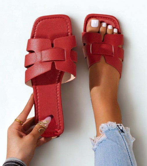 CAFE RED FAUX LEATHER FLAT SLIP ON SLIDE SQUARE OPEN TOE SANDAL WITH WOVEN DESIGN