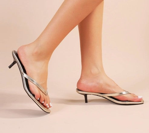 FLORELLA GOLD METALLIC SPLIT TOE KITTEN HEEL SLIP-ON MULE SANDALS