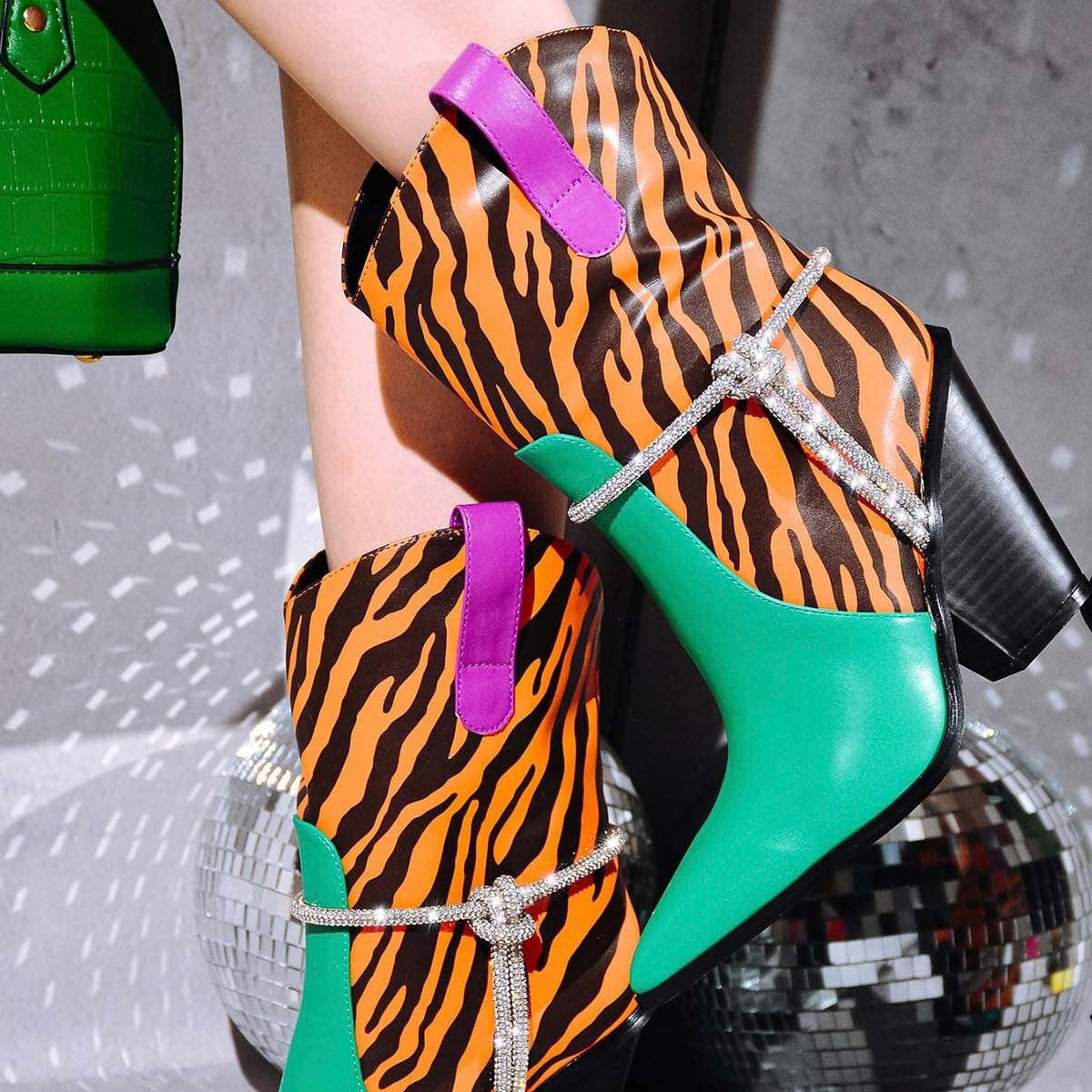 OMEYA Multi - ShoeNami