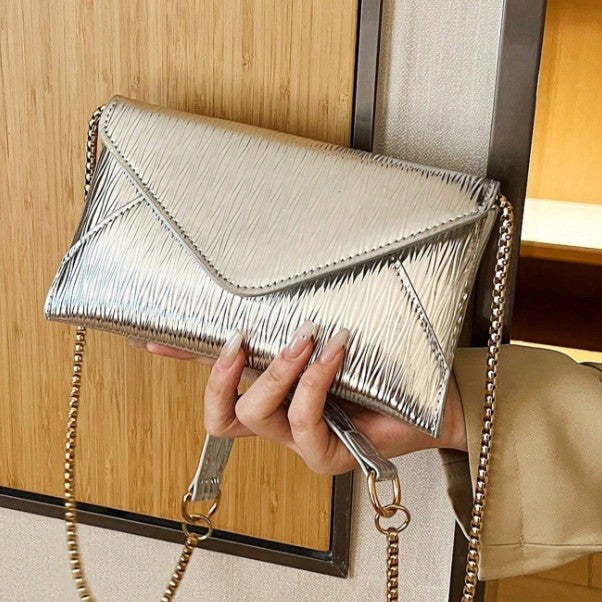 JADA SILVER TEXTURED FAUX LEATHER CLUTCH