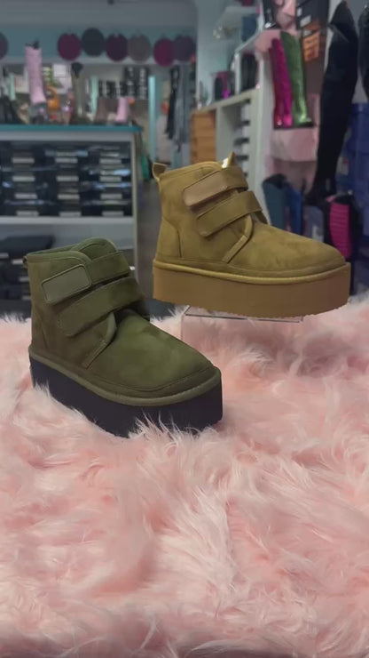 FELIA Camel Tan Faux Suede Strap Closure - Faux Fur Lining