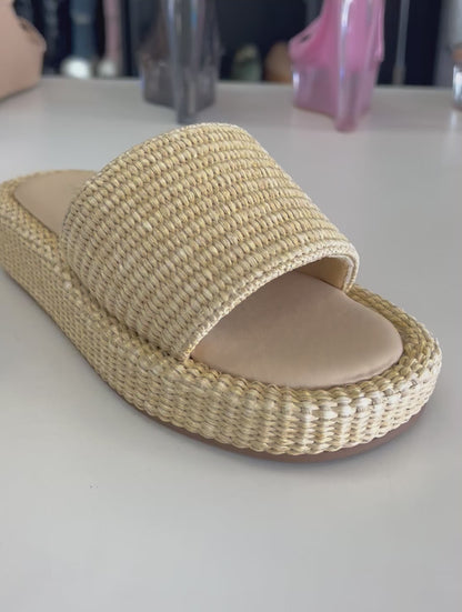 RAYA-22

- Beige Tan Natural Raffia Sandal
- Open Toe
- Slip On
- Platform Sole, Approx. 1.5"