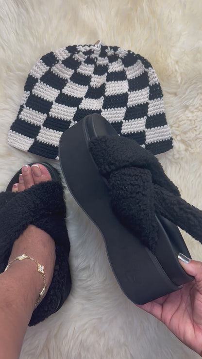 GAP-1 Black Faux Fur Criss Cross Vamp Open Toe