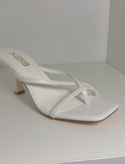 HALLIE-1 WHITE FAUX LEATHER STRAPPY SPLIT TOE SLIP-ON MULE KITTEN HEEL SANDALS