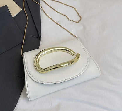 SABRINA WHITE FAUX LEATHER ENVELOPE CLUTCH