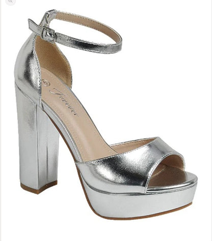 YULA-21 SILVER FAUX LEATHER PLATFORM CHUNKY BLOCK HEEL ROUND TOE HIGH HEEL SANDALS