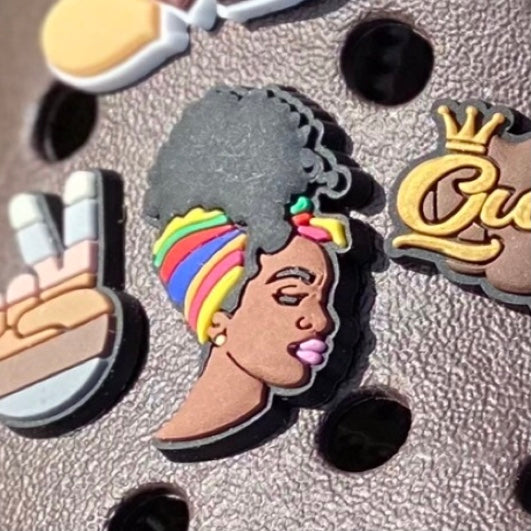 SHOE CHARMS - RAINBOW HEAD WRAP BEAUTY - ShoeNami