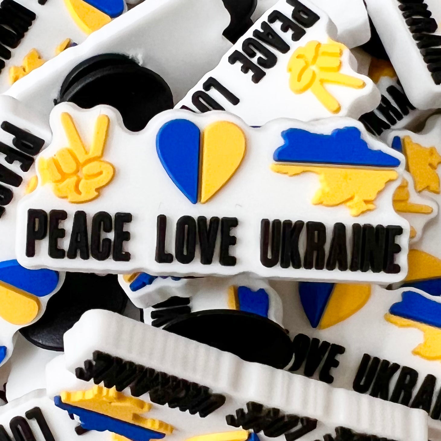 SHOE CHARMS - PEACE LOVE UKRAINE - ShoeNami