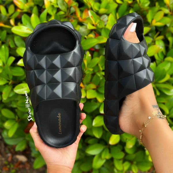 SERVING ROMA Black - ShoeNami