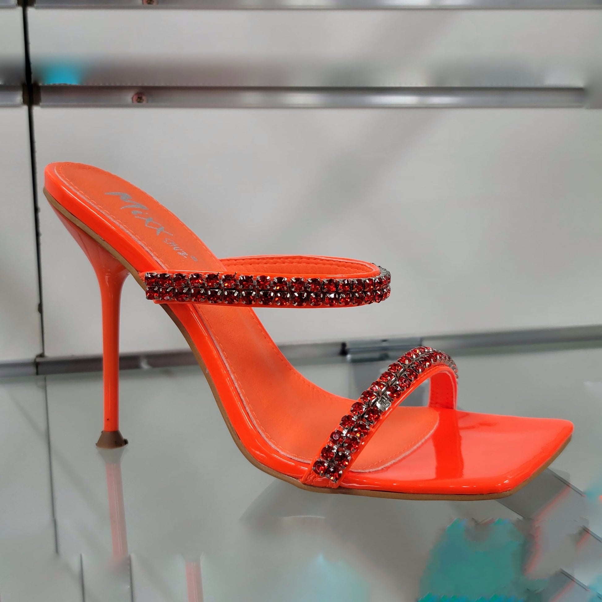 VENEZIA Orange - ShoeNami